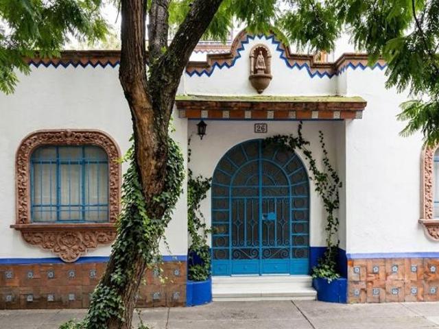 CASA EN VENTA EN LA COLONIA SANTA CATARINA ALCALDIA COYOACAN CDMX