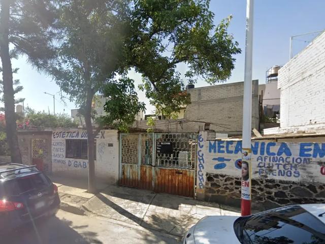 Casa en venta en La Conchita Zapotitlan, Tláhuac, Ciudad de México