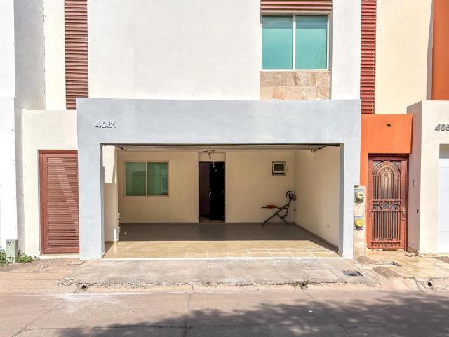 CASA EN VENTA EN LA CONQUISTA