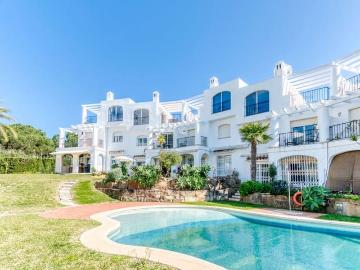 Casa en venta en La Duquesa / Puerto de la Duquesa, Málaga Costa del Sol