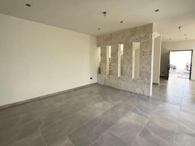 Casa en VENTA en La Escondida al norte de la ciudad