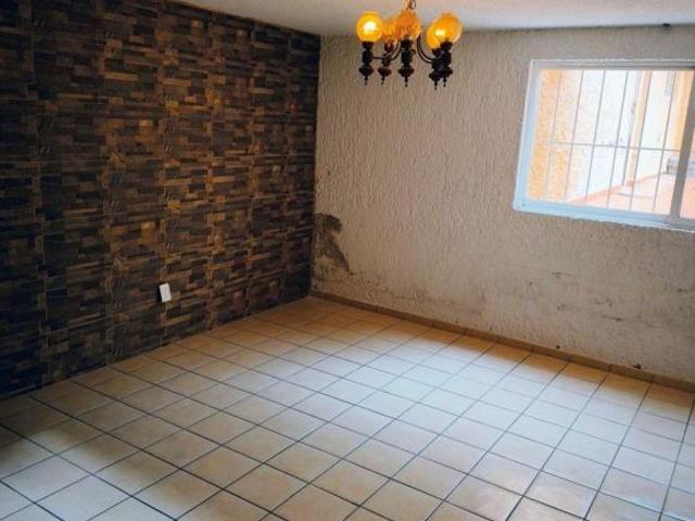 CASA EN VENTA EN LA ESTANCIA