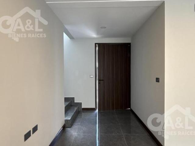 Casa en Venta en La Finca de Las Cumbres Recamara Planta Baja