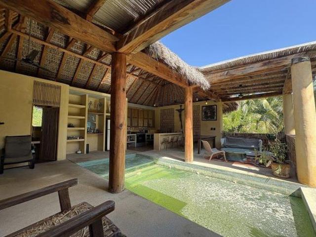 CASA EN VENTA EN LA FLORESTA, BARRA DE COLOTEPEC, PXM OAX
