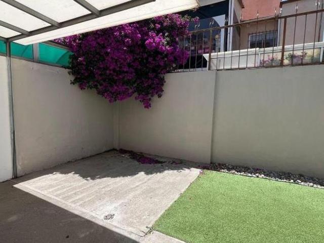 Casa en venta en la Hacienda las Carretas Mza 49 en Toluca, Estado de México