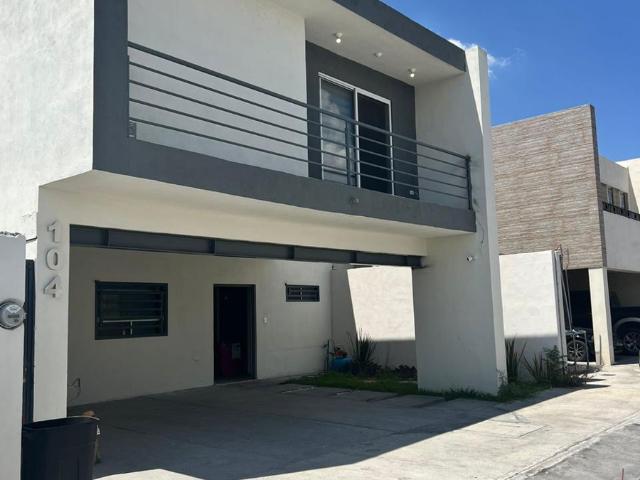 Casa en venta en La Hacienda, Ramos Arizpe, Coahuila de Zaragoza