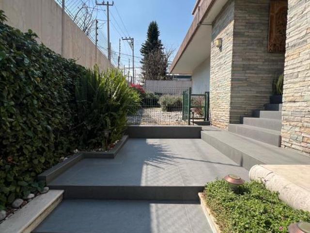 Casa en Venta en La Herradura con Terraza