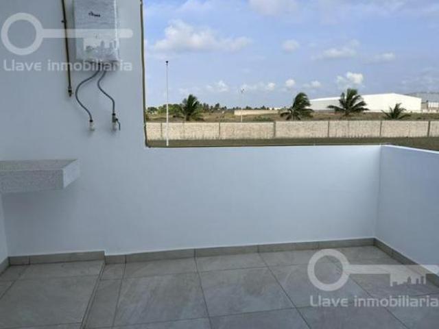 Casa en Venta en La Jolla Residencial Blvd, La Jolla Residencial, Coatzacoalcos, Ver