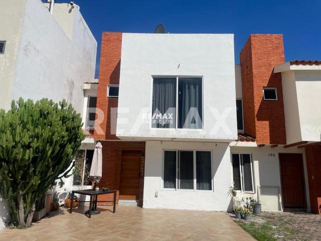 CASA EN VENTA EN LA JOYA RESIDENCIAL