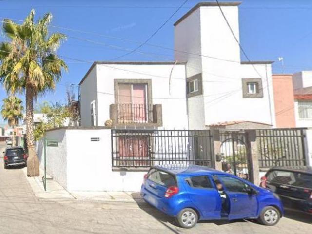 CASA EN VENTA EN LA JOYA, QUERÉTARO, INCREÍBLE REMATE BANCARIO!