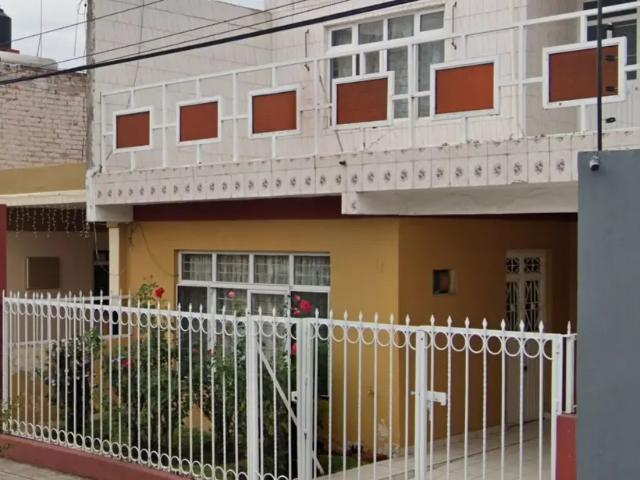 CASA EN VENTA EN LA LUNETA, ZAMORA, MICHOACÁN
