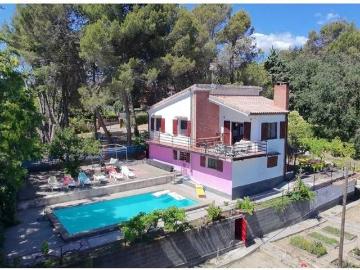 Casa en Venta en La Puebla de Castro