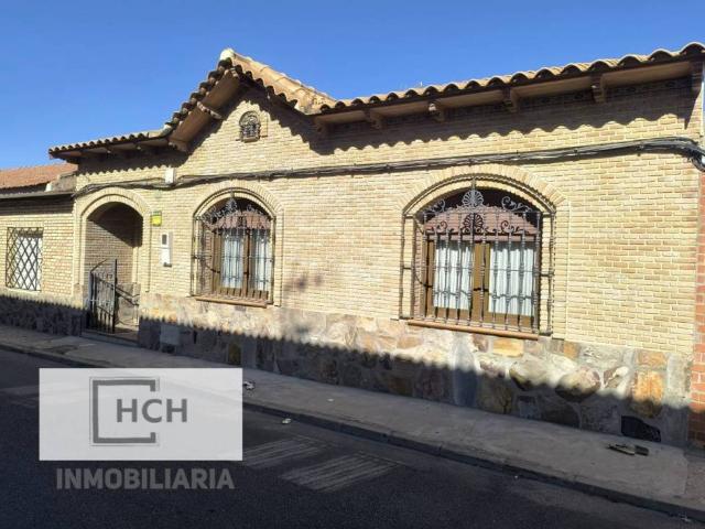 Casa en Venta en La Puebla de Montalbán