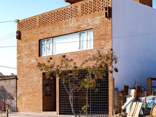 Casa en venta en La Paz de estilo mexicano contemporáneo