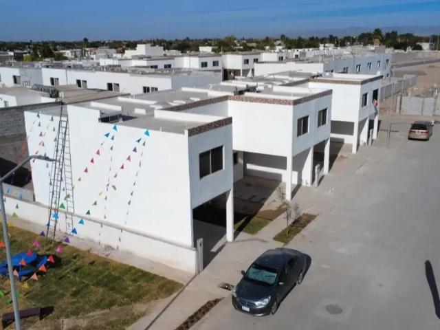 Casa en Venta en La Perla, Torreón: Vive en una Zona con Excelentes Servicios
