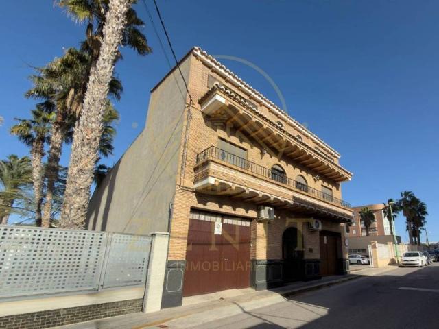 Casa en Venta en La Pobla de Vallbona