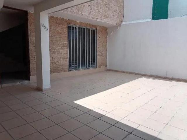 Casa en Venta en La Pradera, Irapuato: Amplia y Bien Ubicada