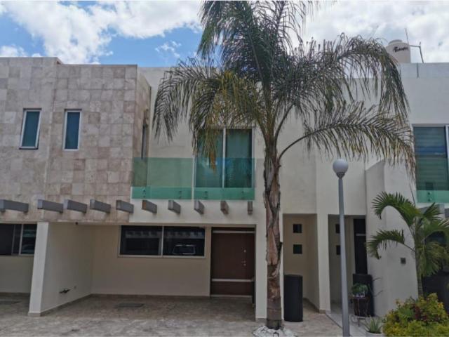 Casa en venta en La Rivera, San Andrés Cholula, Puebla