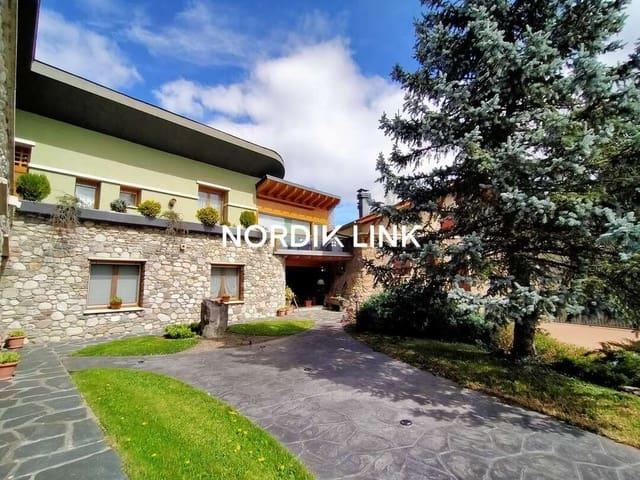 Casa en venta en La Seu d'Urgell, Lleida