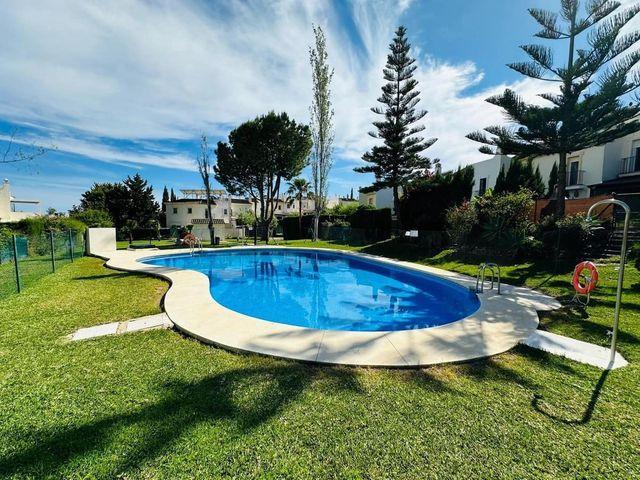 Casa en venta en La Sierrezuela, Málaga Costa del Sol