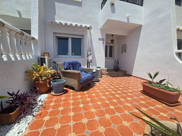 Casa en venta en La Siesta, Alicante Costa Blanca