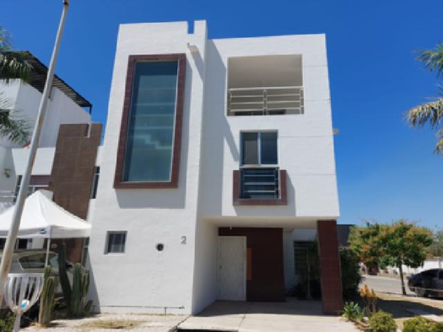 Casa en venta en La Unión del Cuatro, Tlajomulco de Zúñiga, Jalisco