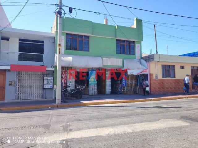 Casa En Venta En La Urb Ilo