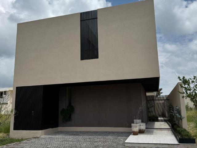 Casa en Venta en La Valenciana Le?n Gto