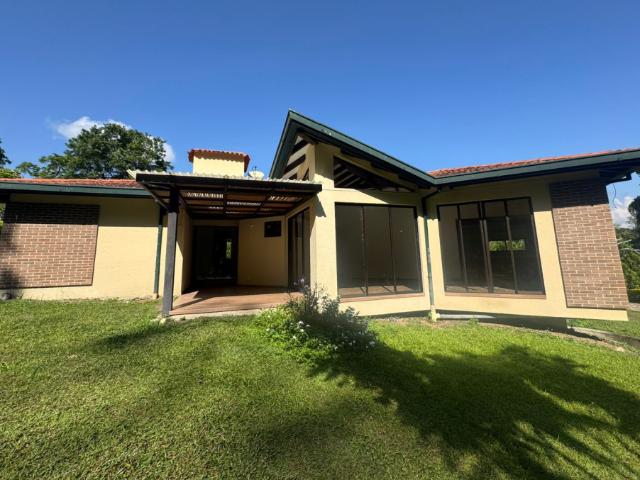 Casa En Venta En La Vega En. V193390