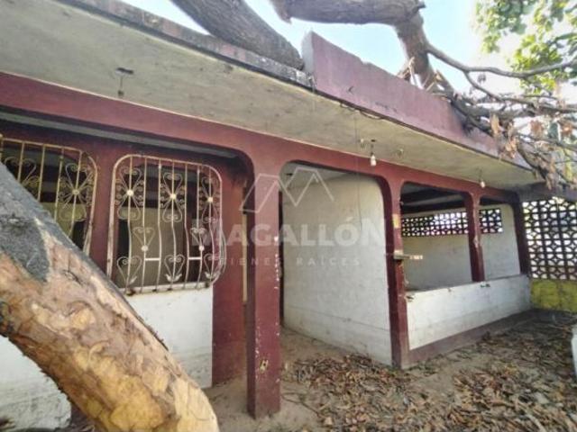 Casa en venta en La Venta Barrio Acapulco
