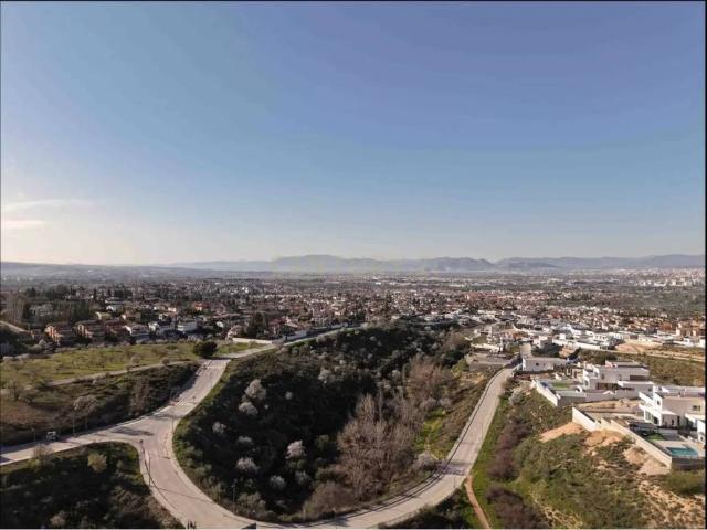 Casa en Venta en La Zubia