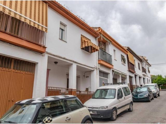 Casa en Venta en La Zubia