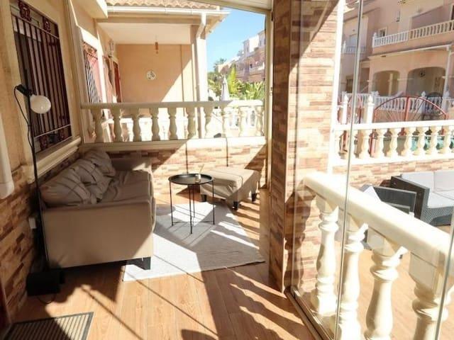 Casa en venta en La Zenia, Alicante Costa Blanca