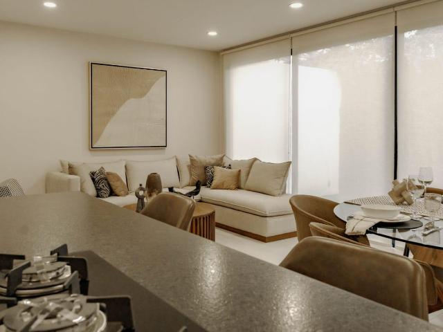 Casa en Venta Privanzas. cerca de punta del este Le?n, Gto