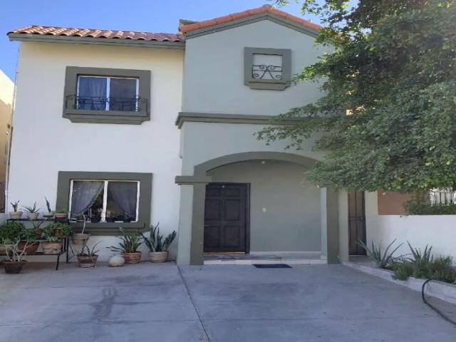 Casa en venta en Lago de Xochimilco, Mexicali, Baja California