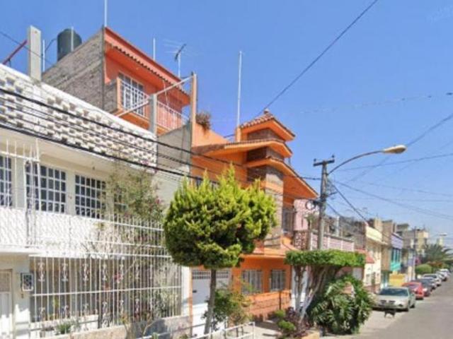 Casa en venta en Lago Ontario, Agua Azul, Cdad. Nezahualcóyotl, México
