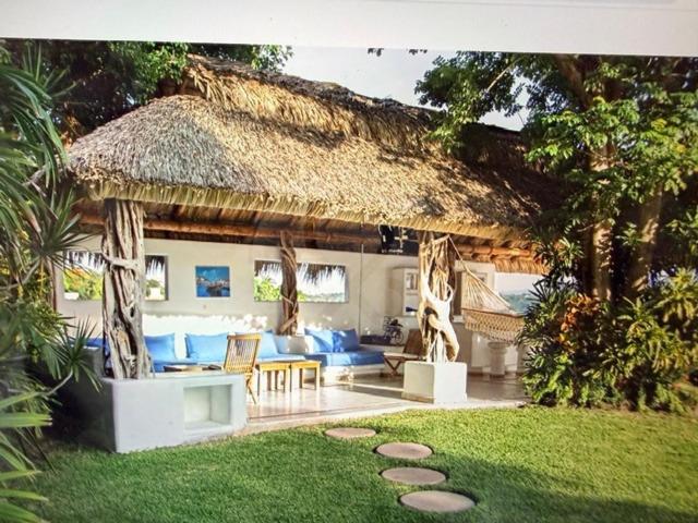 CASA EN VENTA EN LAGO TEQUESQUITENGO