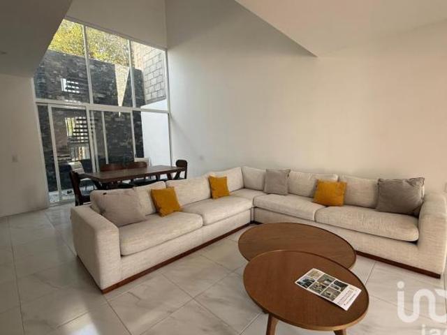 CASA EN VENTA EN LADERA DE LA LOMA AL NORTE PTE DE TUXTLA GTZ
