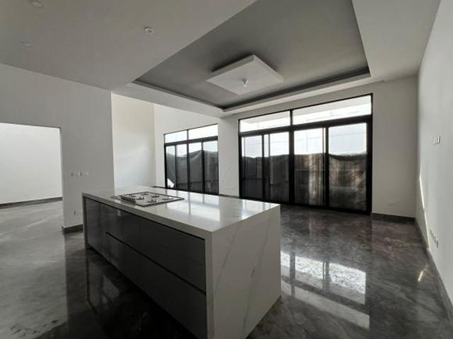 CASA EN VENTA EN LADERAS ZONA CARRETERA NACIONAL