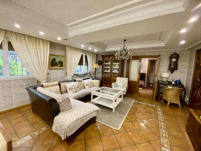 Casa en venta en Lanciego Lantziego. VILLA OPORTUNIDAD DE INVERSIÓN Y ALTA RENTABILIDAD EN RIOJA ALAVESA. Casas Lanciego.