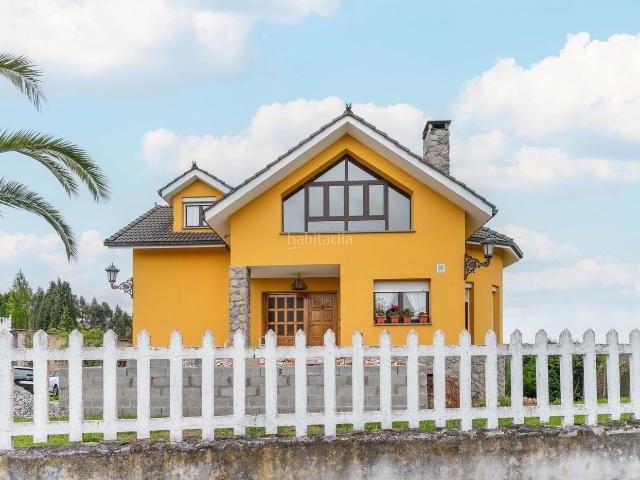 Casa en venta en Langreo, La Felguera. Casa en Aldea Andarujo, a 20 mins de Oviedo y Gijón. Casas.