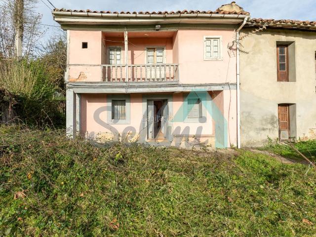 Casa en venta en Langreo, Lada. Casas.
