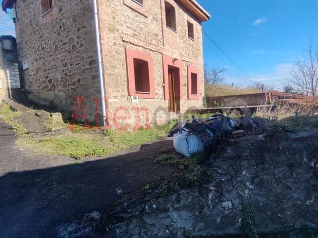 Casa en venta en Langreo, Sama. VENTA DE CONJUNTO RURAL EN LA ZONA DE CIAÑO. Casas.