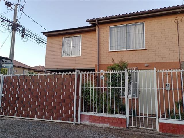 Casa en Venta en Las torcazas con Lago Blanco
