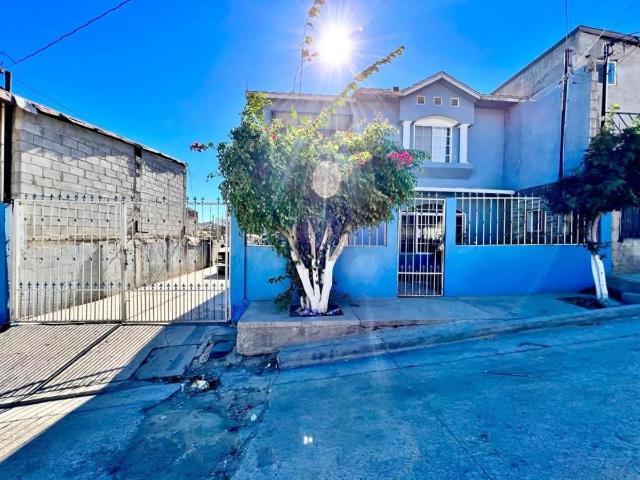Casa en venta en Las Torres, Tijuana, Baja California