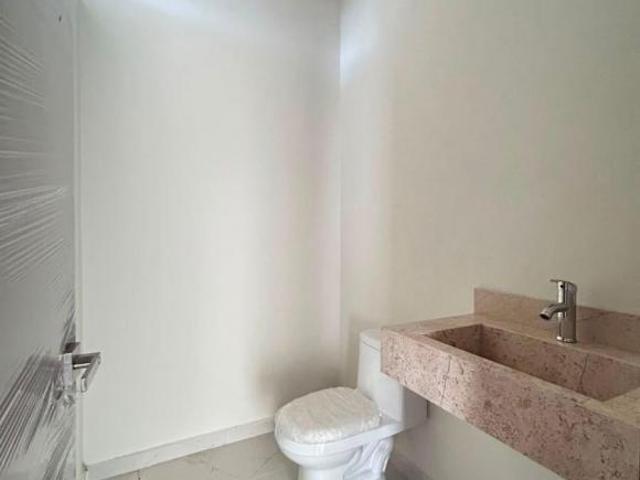 CASA EN VENTA EN LAS ABAS RESIDENCIAL