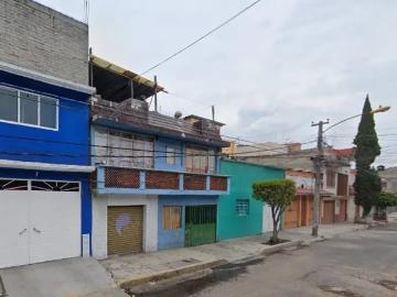 Casa en Venta en Las Aguilas Nezahualcóyotl México ET