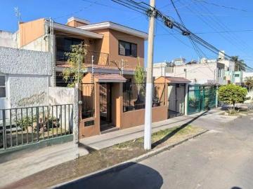 CASA EN VENTA EN LAS AGUILAS, ZAPOPAN, JALISCO