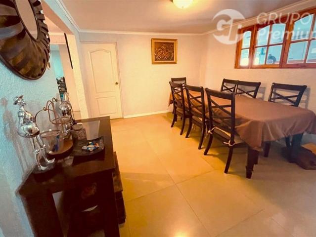 Casa en Venta en Las Amapolas, cercano a Escuela Thilda Portillo