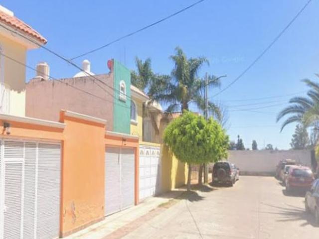 CASA EN VENTA EN LAS ARBOLEDAS ARANDA JALISCO